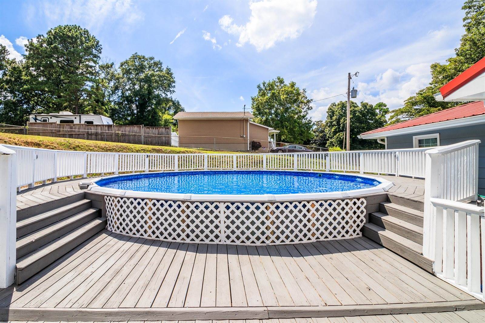 92 Topaz St, Rossville, GA 30741