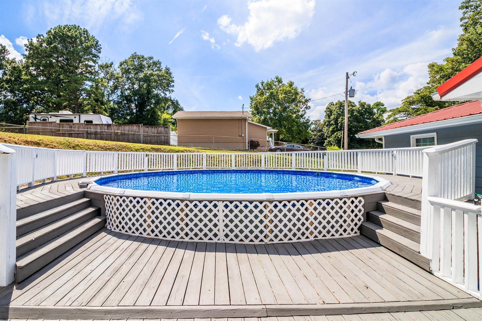 92 Topaz St, Rossville, GA 30741