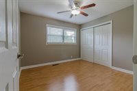 92 Topaz St, Rossville, GA 30741