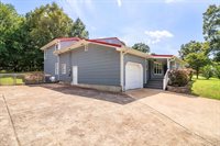 92 Topaz St, Rossville, GA 30741