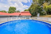 92 Topaz St, Rossville, GA 30741