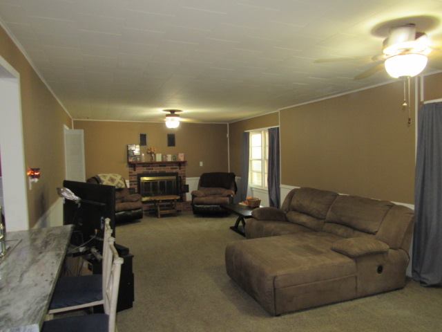 4330 SW Windsor CT, Topeka, KS 66604