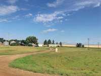 5207 148th Ave NW, Williston, ND 58801