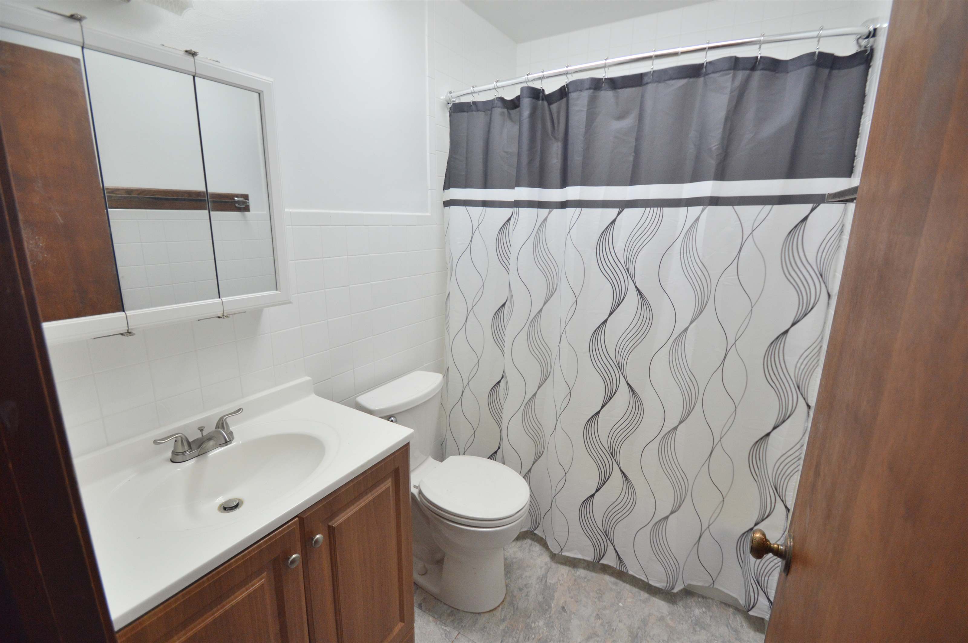 1105 East Highland Ave, Salem, OH 44460