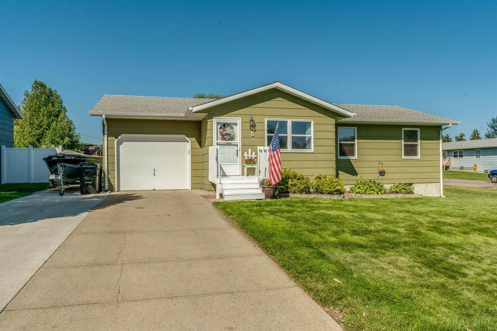 1 Gibbons Drive, Lincoln, ND 58504