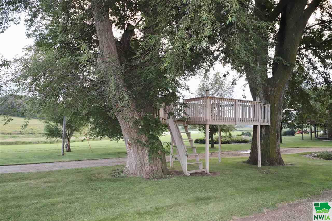 2939 Jewell Ave, Smithland, IA 51056