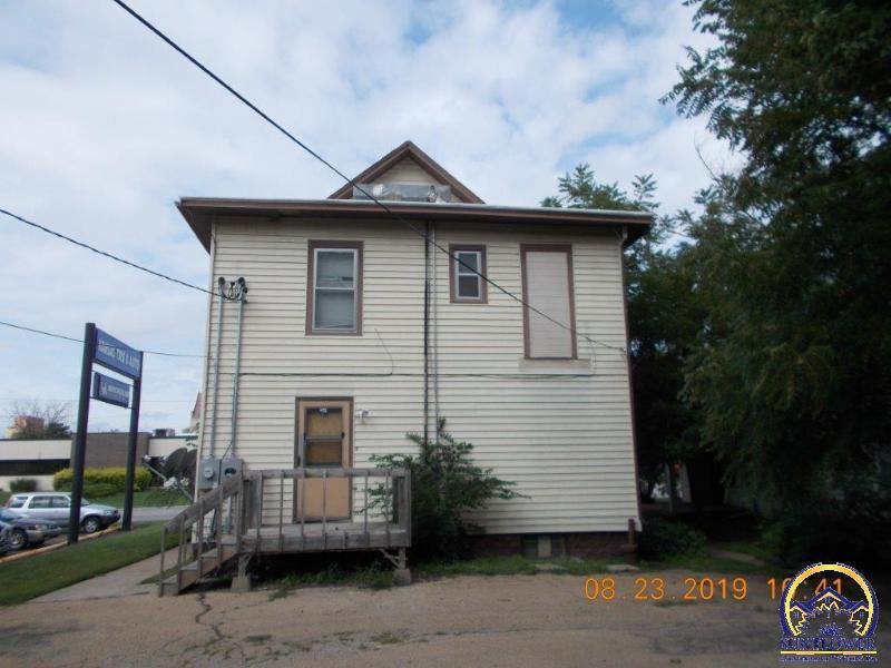 1622 SW Topeka BLVD, Topeka, KS 66612