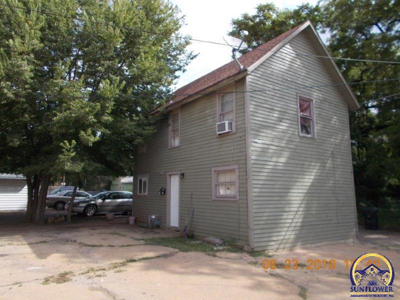 1622 SW Topeka BLVD, Topeka, KS 66612