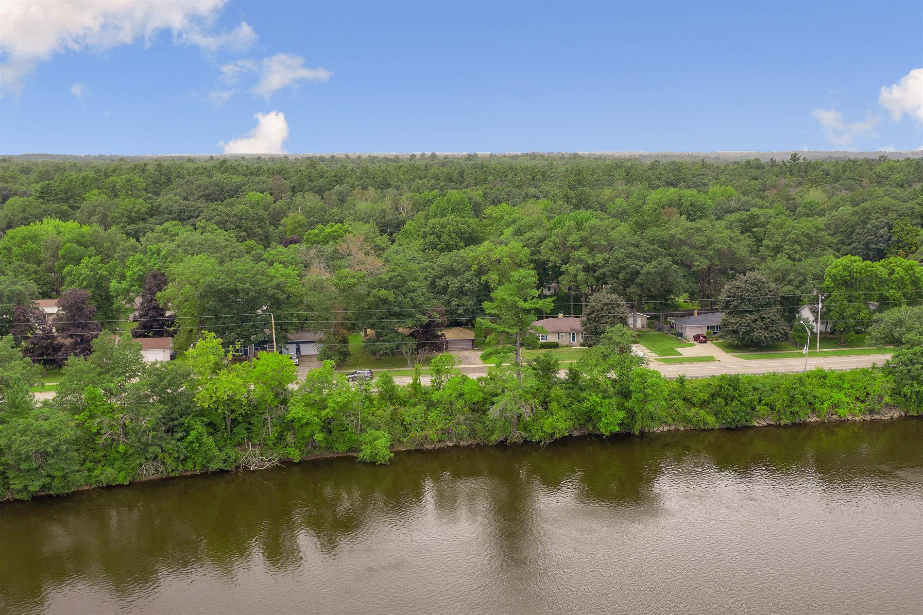 1461 Wisconsin River Drive, Port Edwards, WI 54469