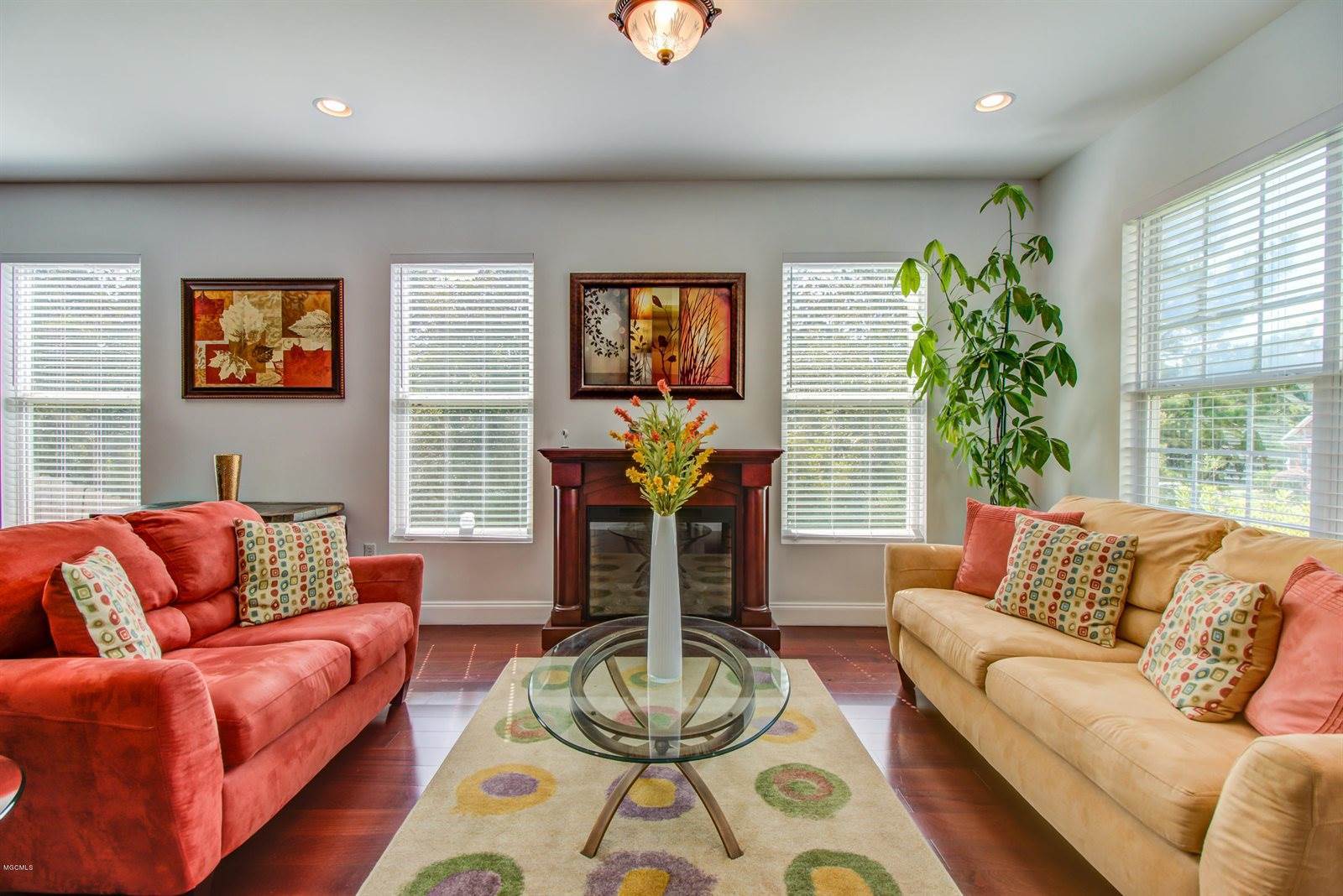 13984 N White Swan Cv, Gulfport, MS 39503