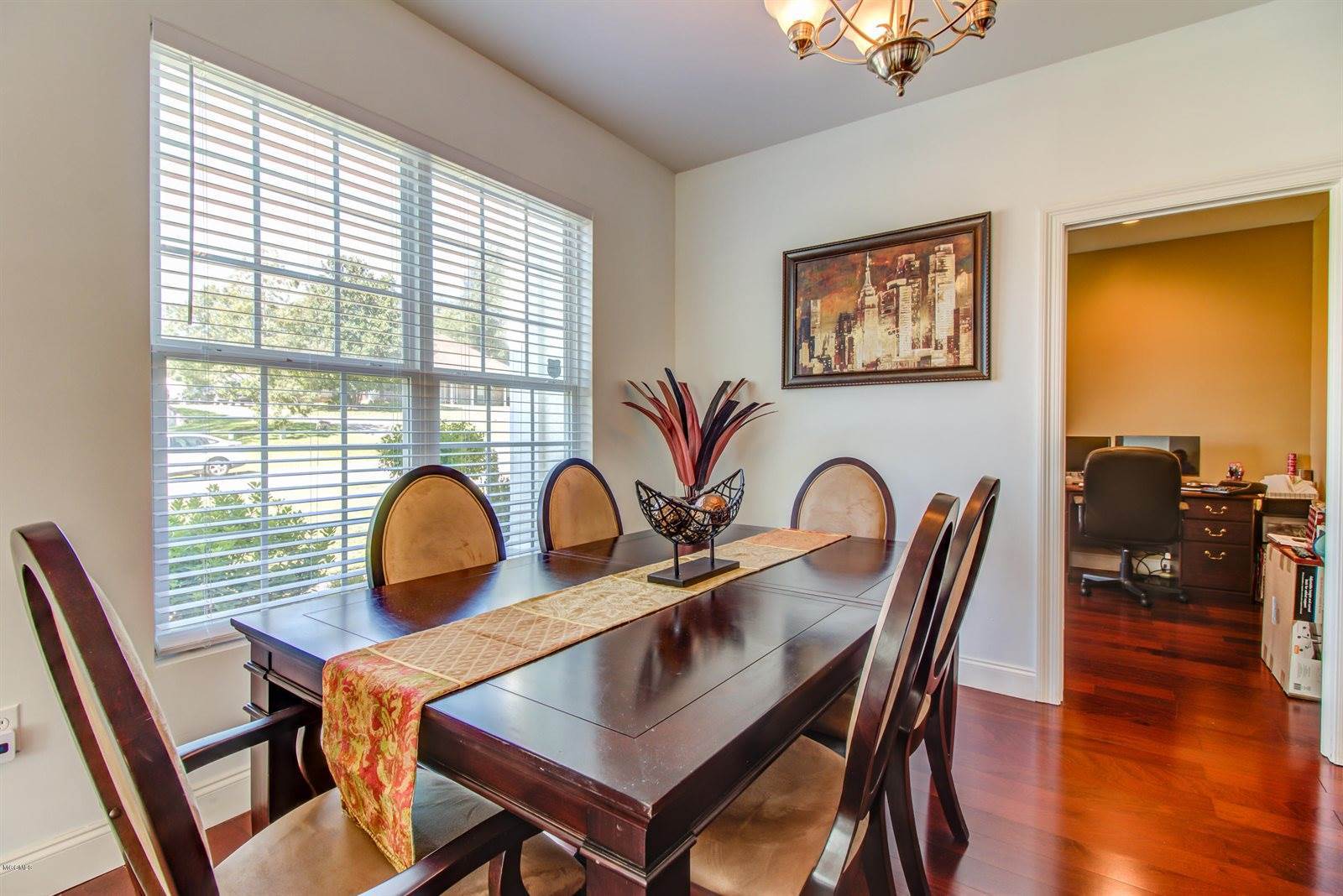 13984 N White Swan Cv, Gulfport, MS 39503