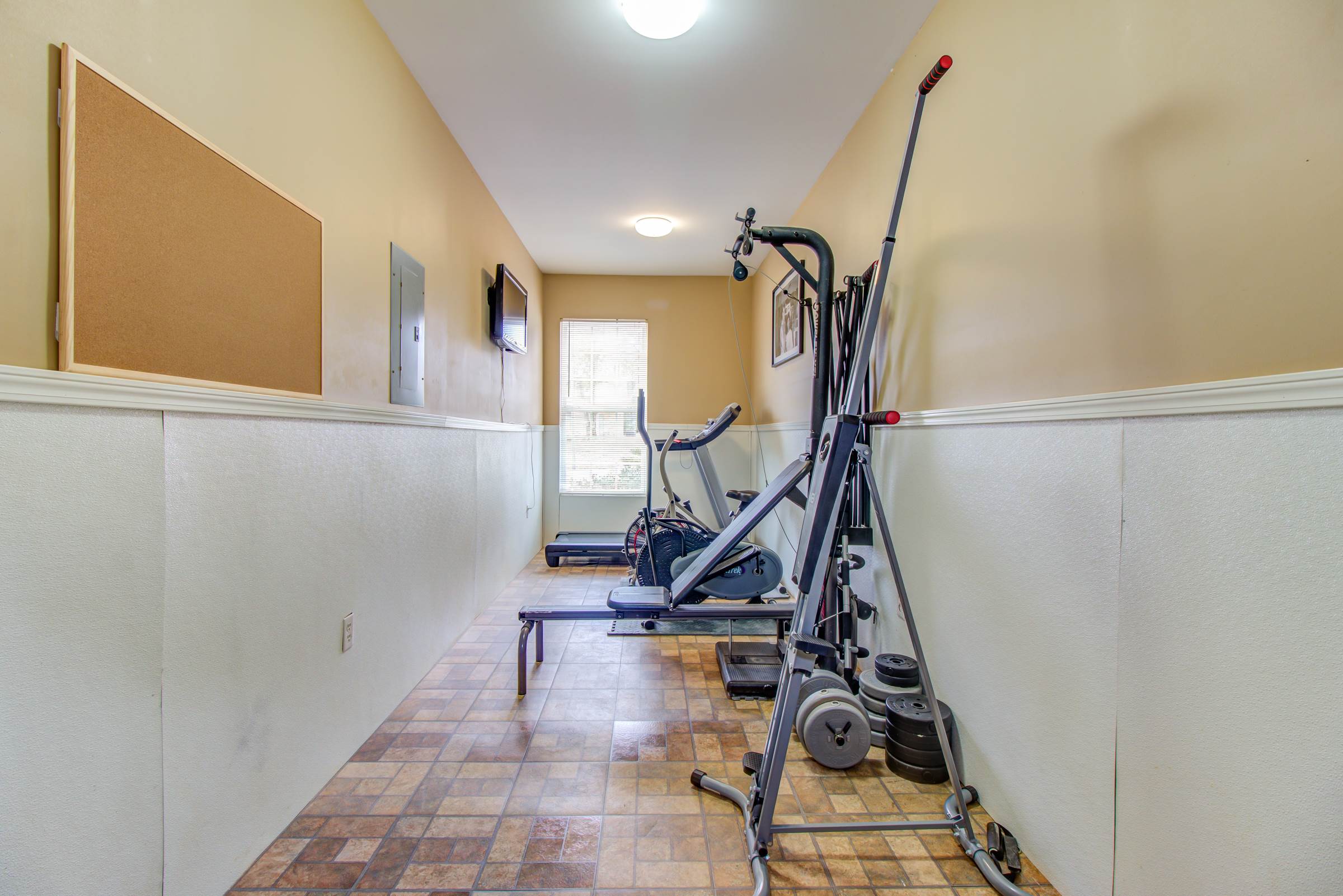 13984 N White Swan Cv, Gulfport, MS 39503