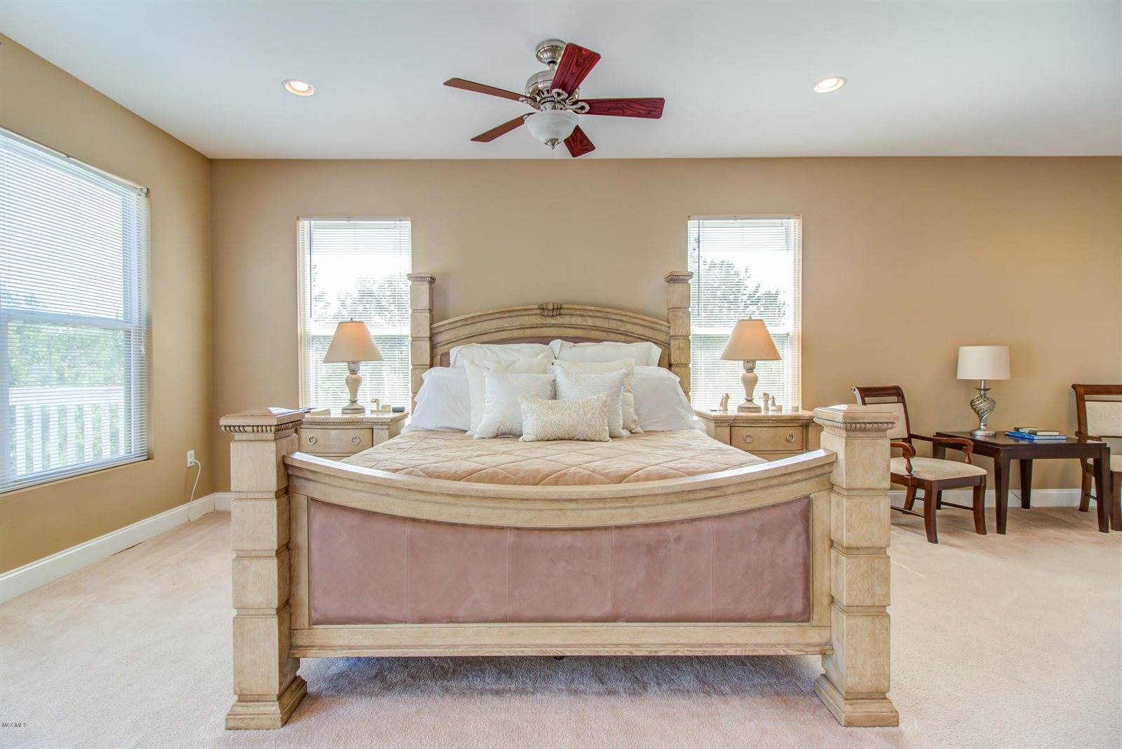 13984 N White Swan Cv, Gulfport, MS 39503