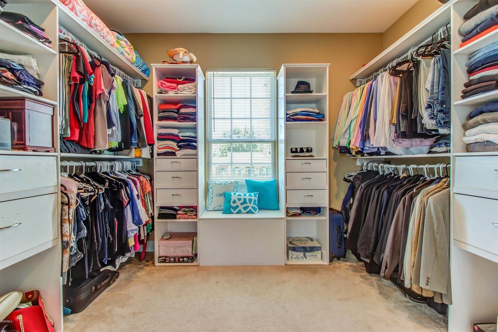 13984 N White Swan Cv, Gulfport, MS 39503