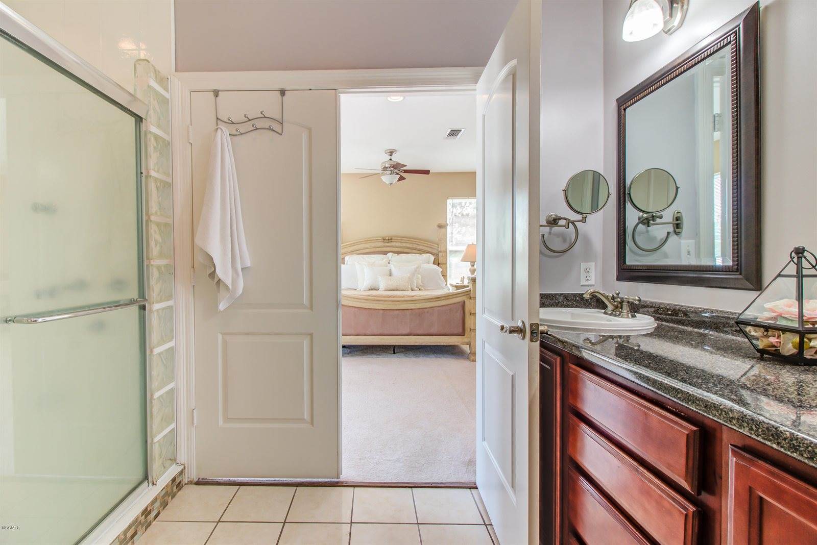 13984 N White Swan Cv, Gulfport, MS 39503