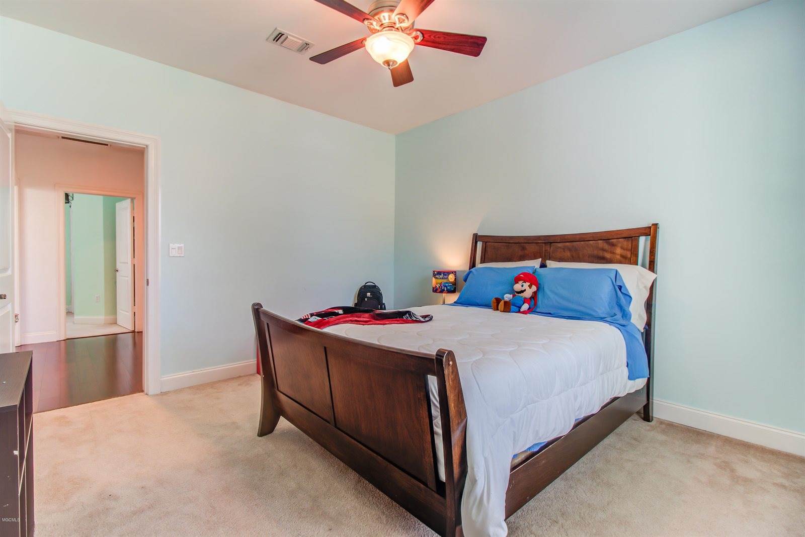 13984 N White Swan Cv, Gulfport, MS 39503