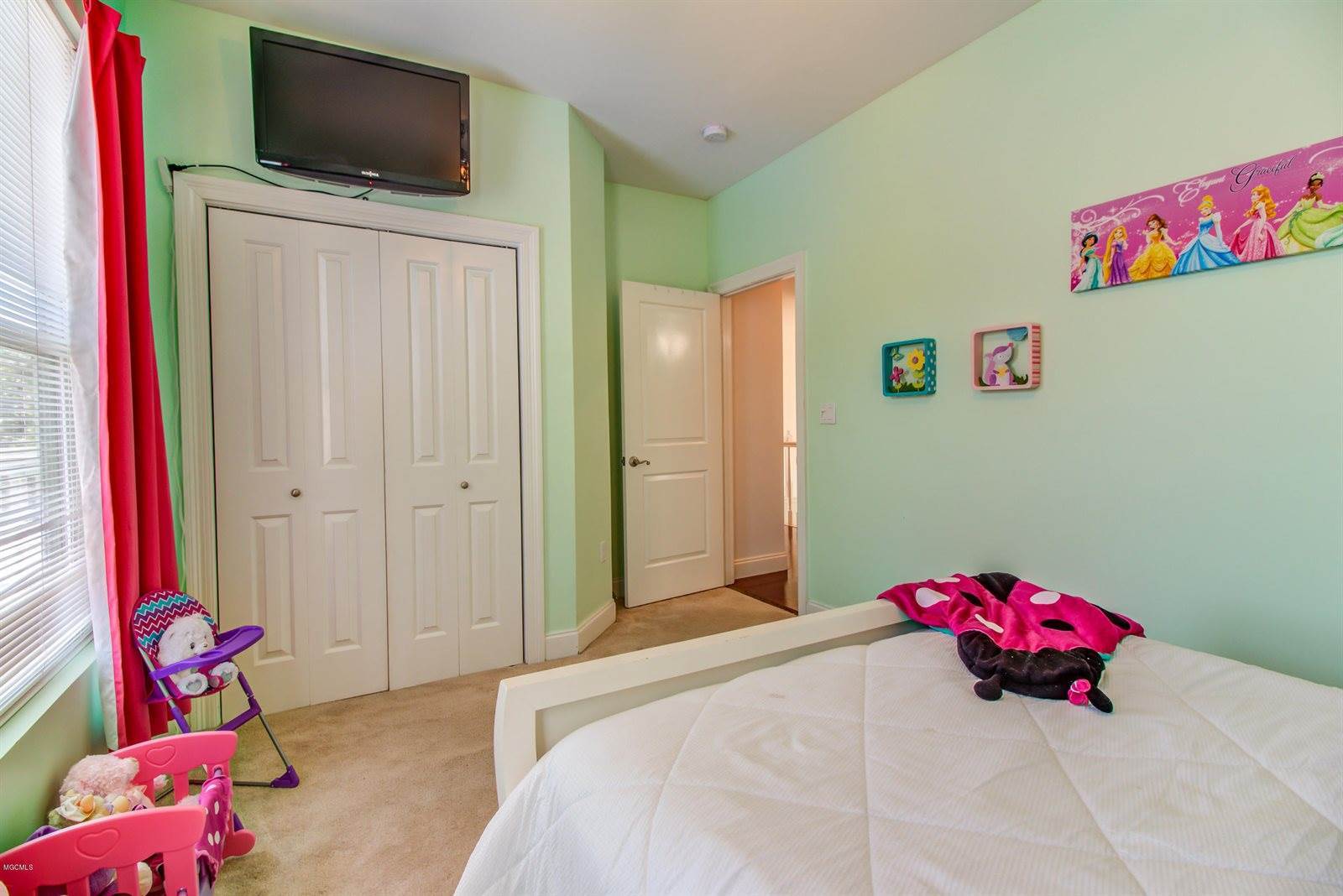 13984 N White Swan Cv, Gulfport, MS 39503