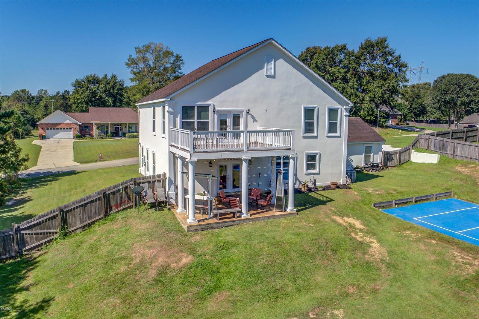 13984 N White Swan Cv, Gulfport, MS 39503