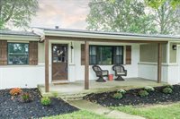 33 Oakwood Drive, Delaware, OH 43015