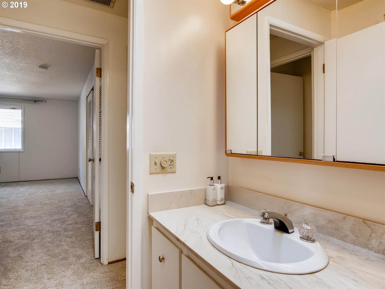 5053 SW Rocklynn Pl, Beaverton, OR 97005