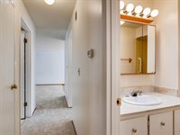 5053 SW Rocklynn Pl, Beaverton, OR 97005