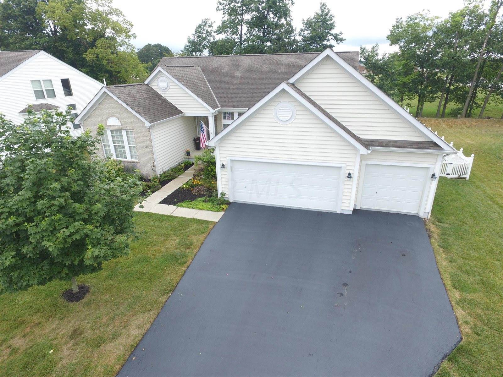 596 Black Hawk Drive, Marysville, OH 43040