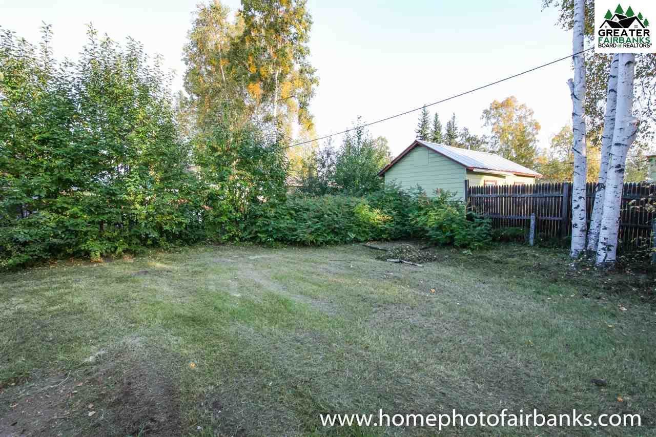 215 Ina Street, Fairbanks, AK 99701