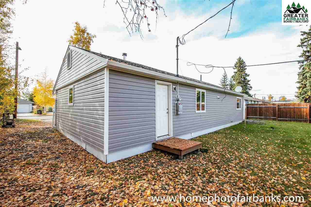 315 Slater Drive, Fairbanks, AK 99701