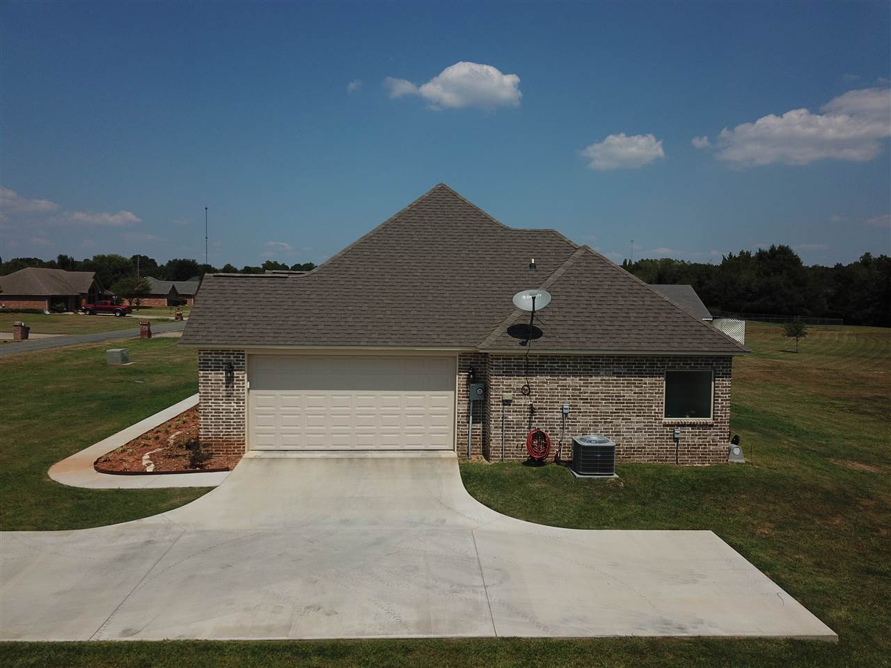 11 Hunnington Drive, New Boston, TX 75570