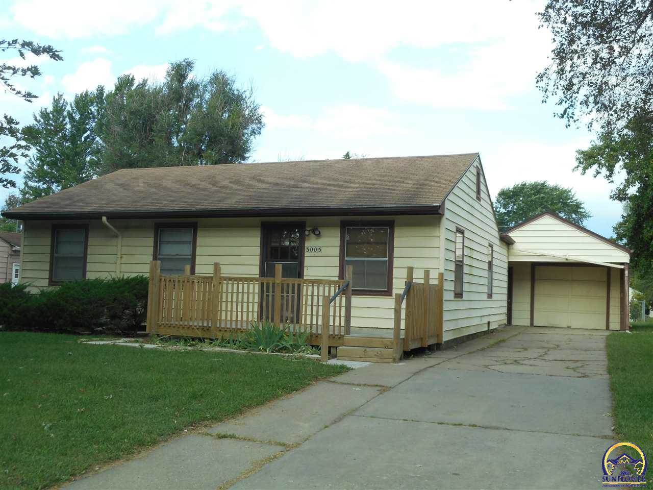 3005 SE Minnesota AVE, Topeka, KS 66605