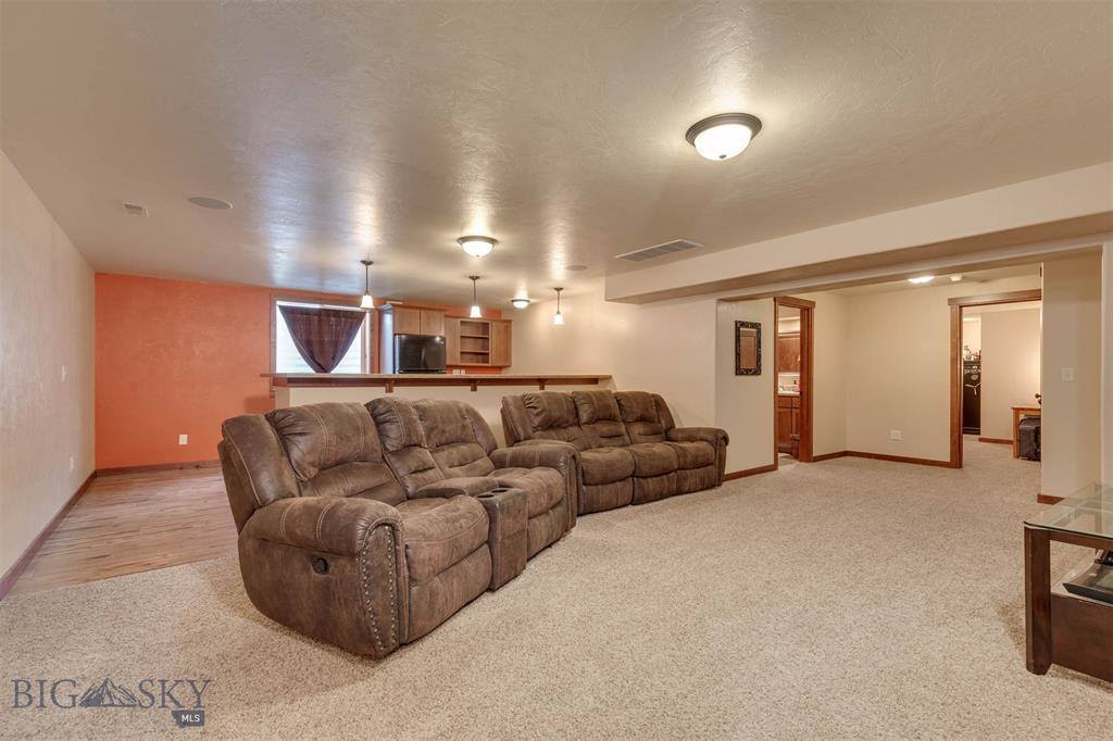 504 Shelter Grove Circle, Bozeman, MT 59718