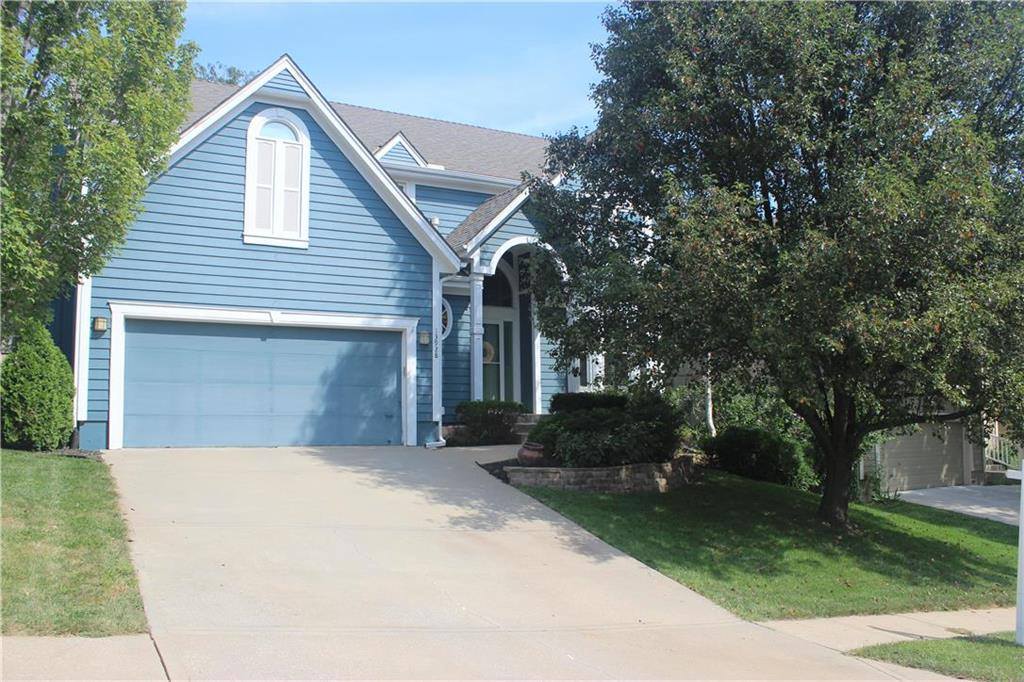 13928 West 71st Place, Shawnee, KS 66216