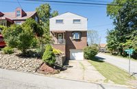 2831 Wenger St, Pittsburgh, PA 15227