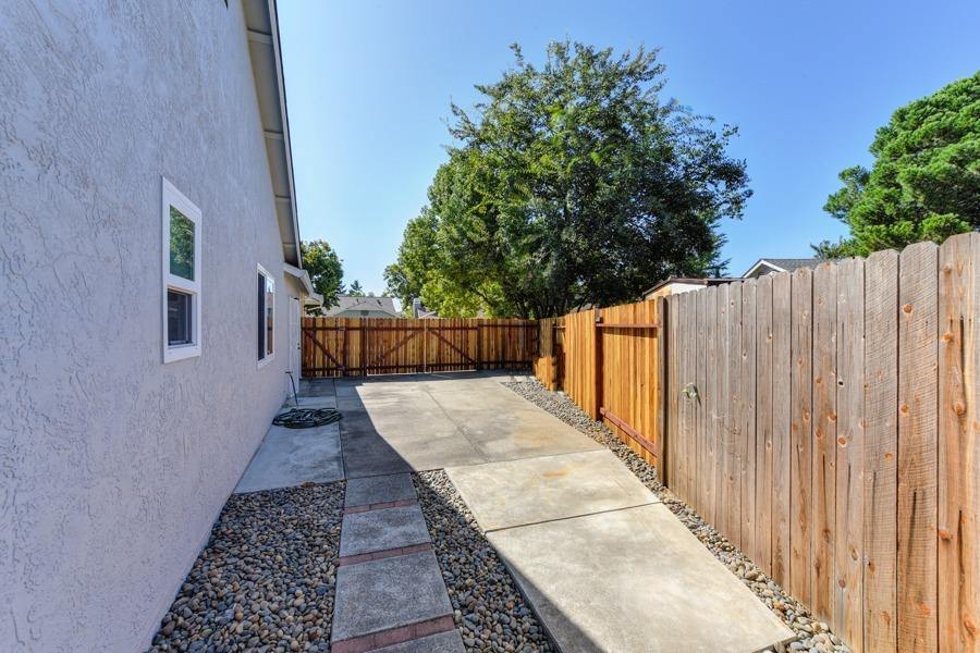 7512 Esteem Drive, Sacramento, CA 95842