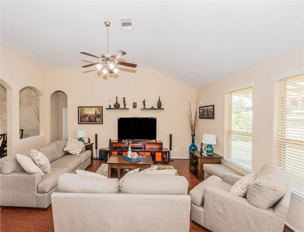 12919 Misty Lantern Lane, Houston, TX 77044