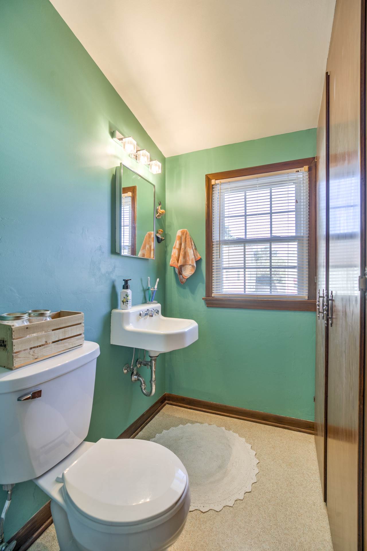 2115 S 49 Ave, Omaha, NE 68106