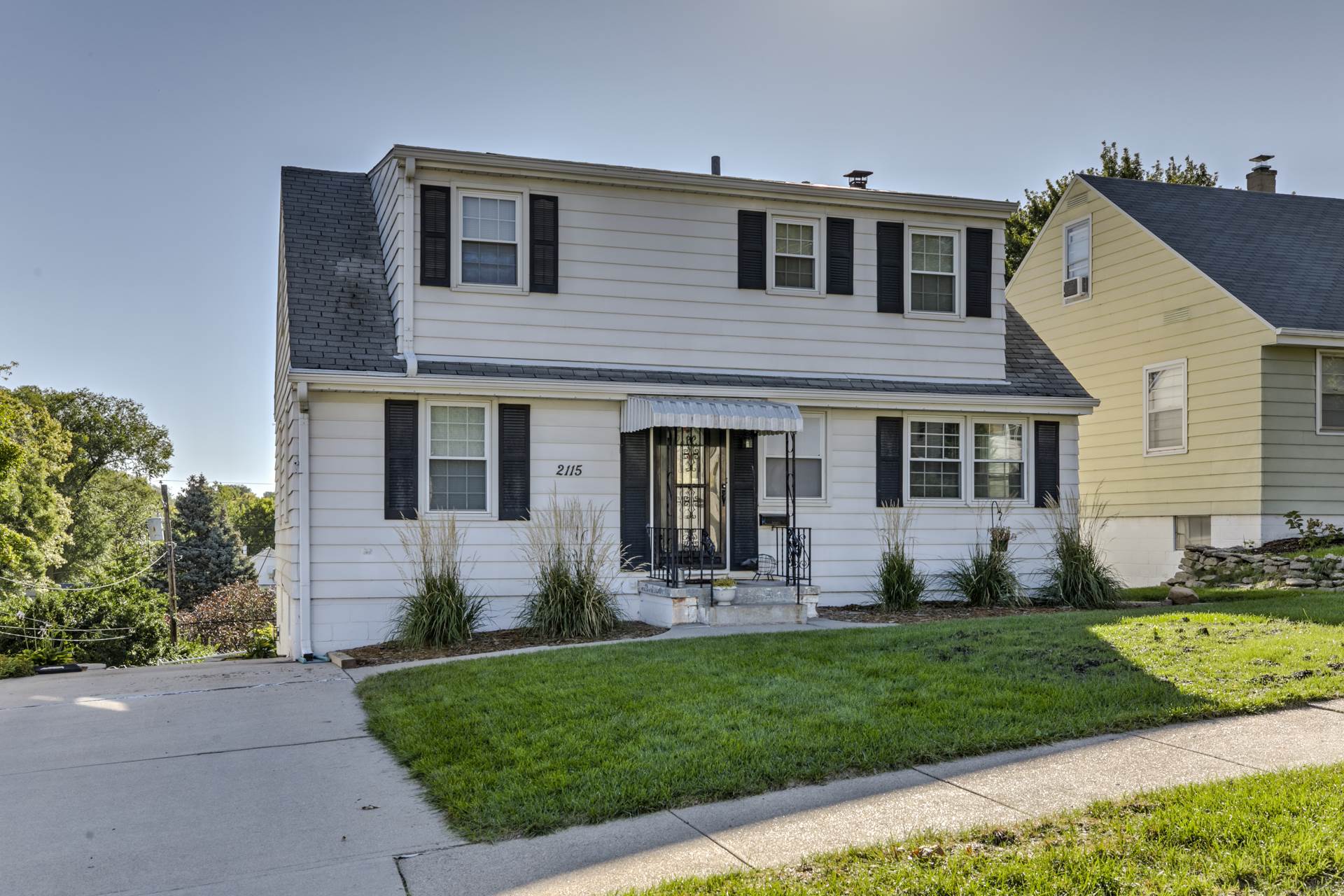 2115 S 49 Ave, Omaha, NE 68106