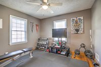 2115 S 49 Ave, Omaha, NE 68106