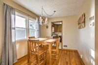 2115 S 49 Ave, Omaha, NE 68106