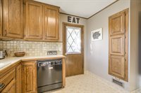 2115 S 49 Ave, Omaha, NE 68106