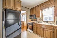 2115 S 49 Ave, Omaha, NE 68106