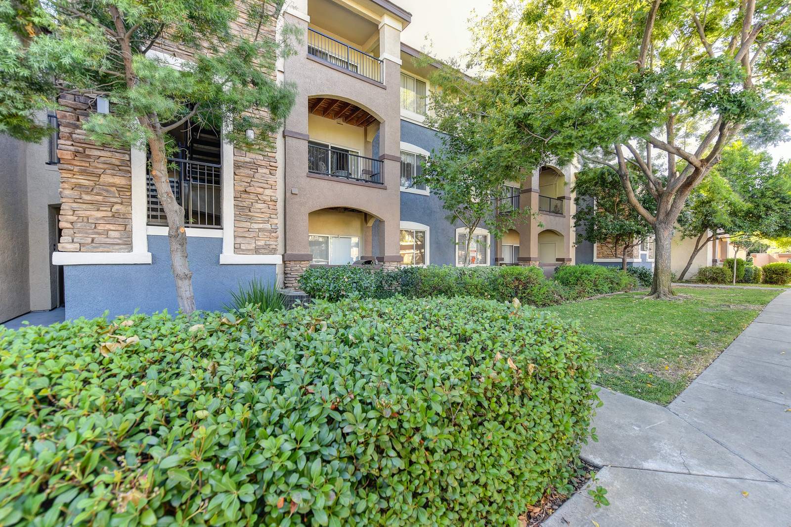 701 Gibson Drive, 1915, Roseville, CA 95678 Listings Kacy Wallis