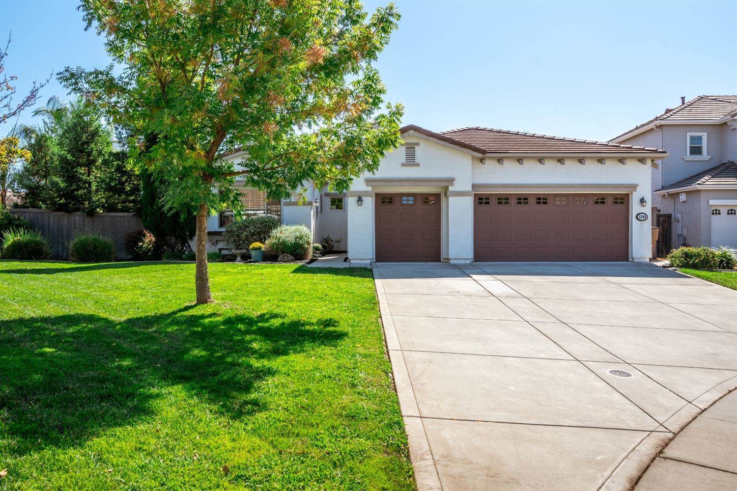 1200 Jorgenson Drive, Lincoln, CA 95648