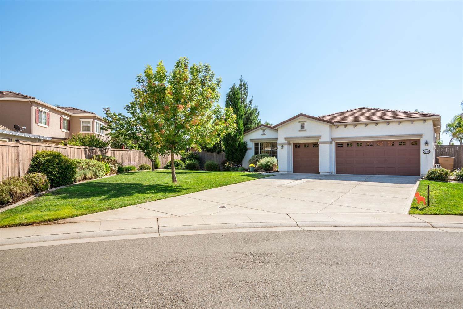 1200 Jorgenson Drive, Lincoln, CA 95648