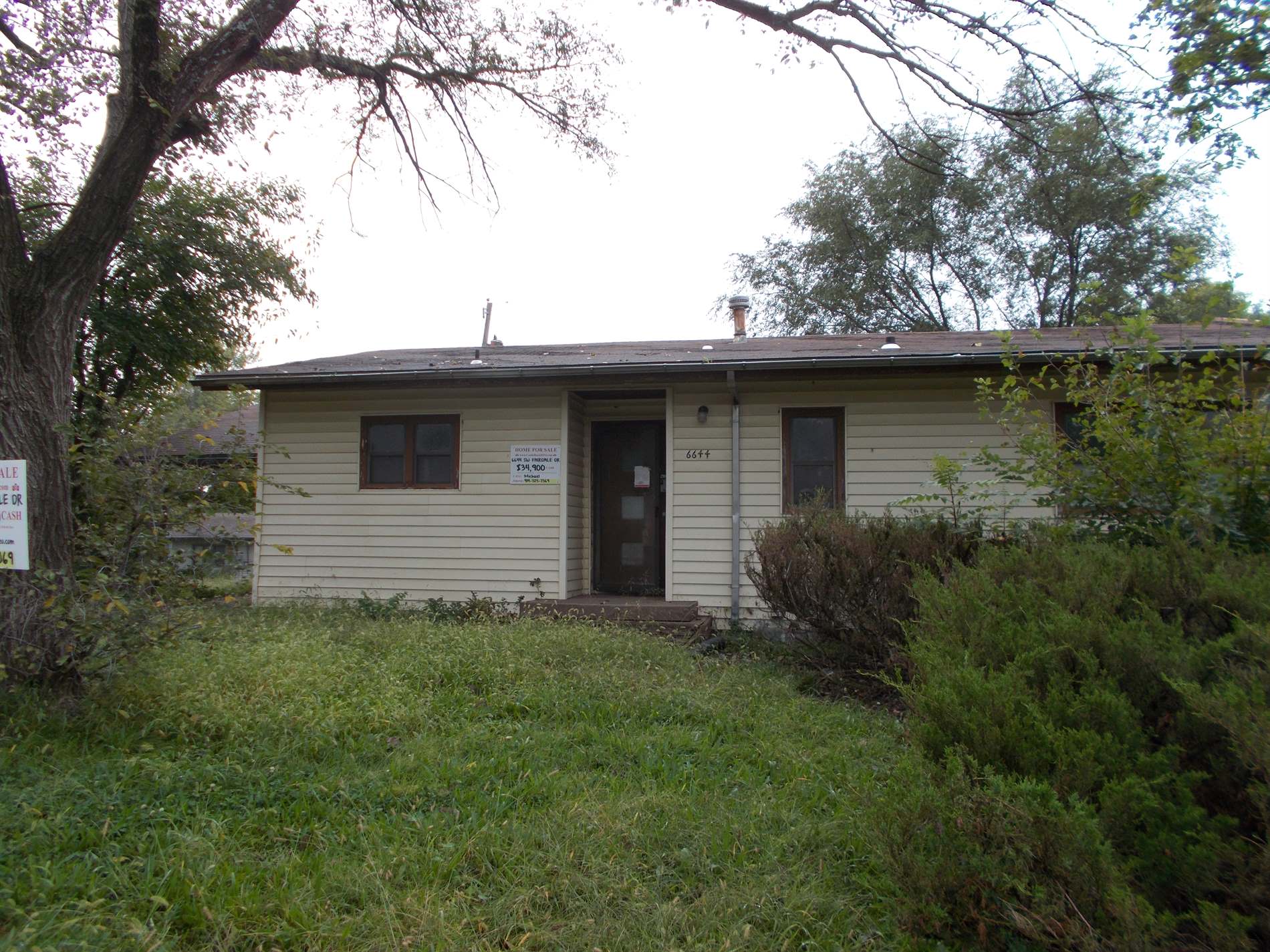 6644 SW Fairdale DR, Topeka, KS 66619