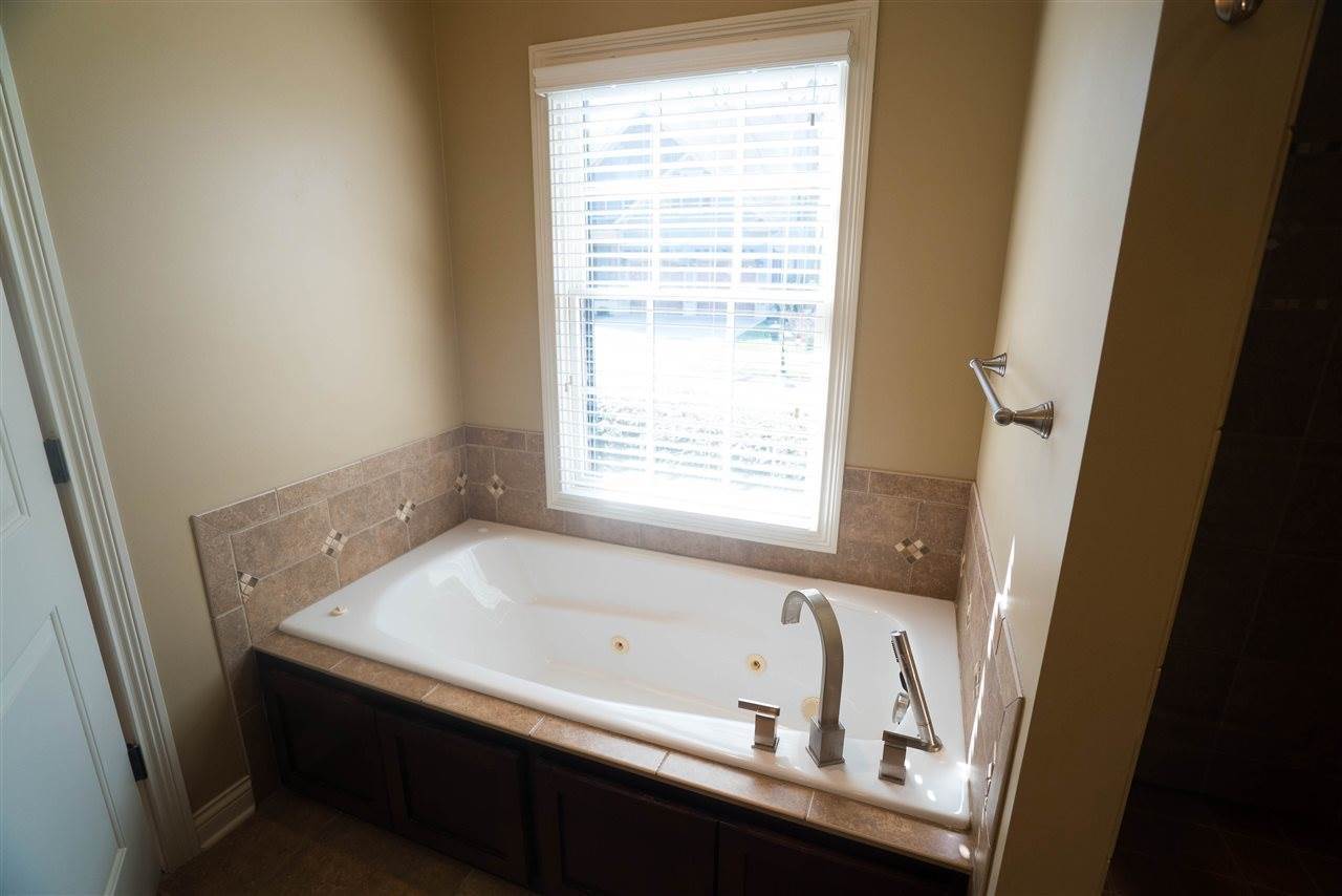 300 E Promenade, Bowling Green, KY 42103