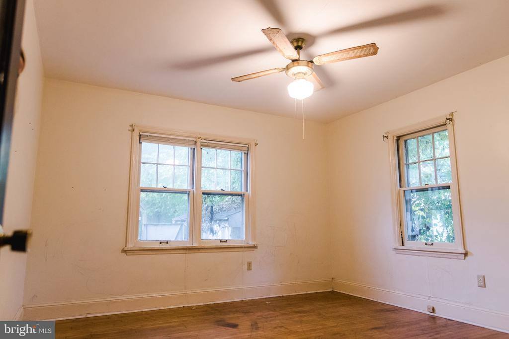 811 West Trindle Road, Mechanicsburg, PA 17055