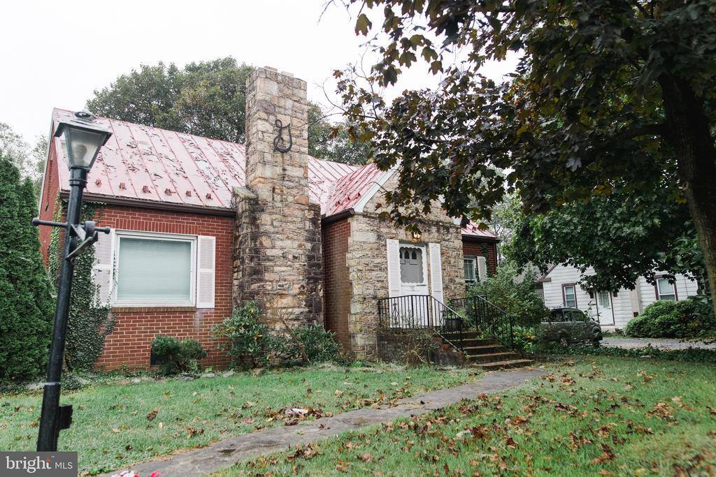 811 West Trindle Road, Mechanicsburg, PA 17055