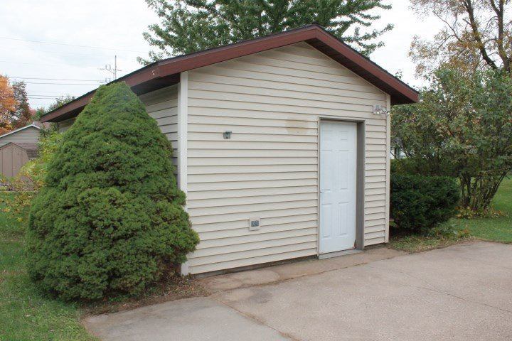 630 S 16th Avenue, Wisconsin Rapids, WI 54495