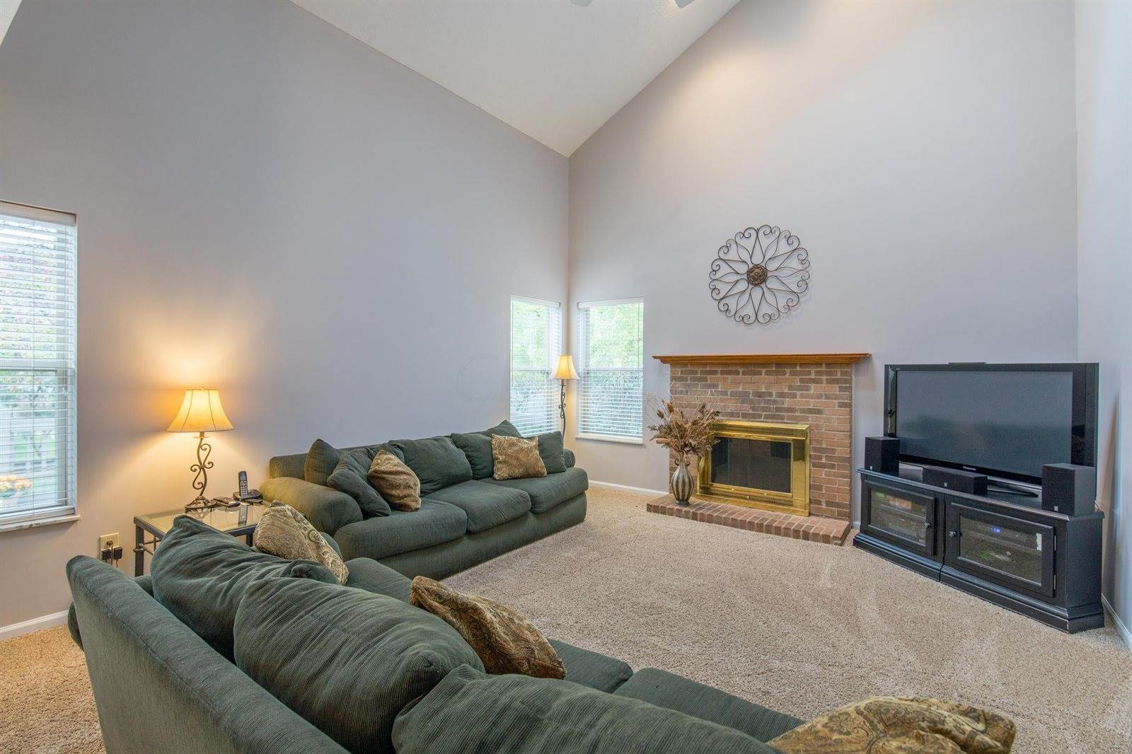 5586 Chapman Court, Hilliard, OH 43026